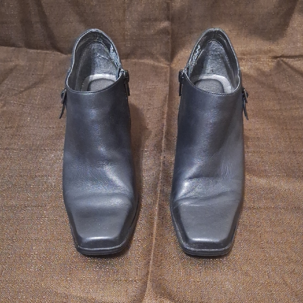 Apostrophe Black Leather Heeled Boots